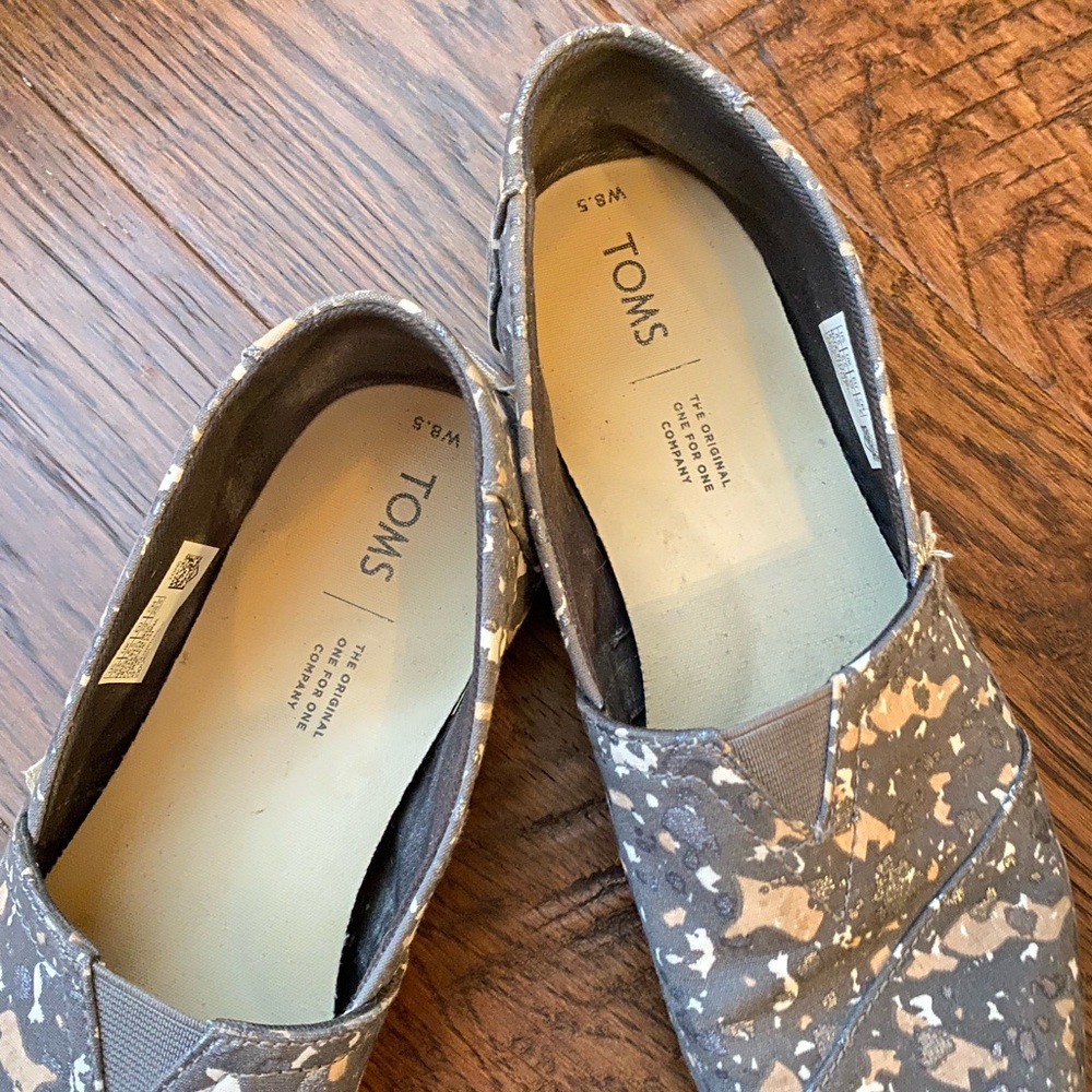 Toms Forged Iron Grey Metallic Granite Fleck flats - Picture 2 of 12